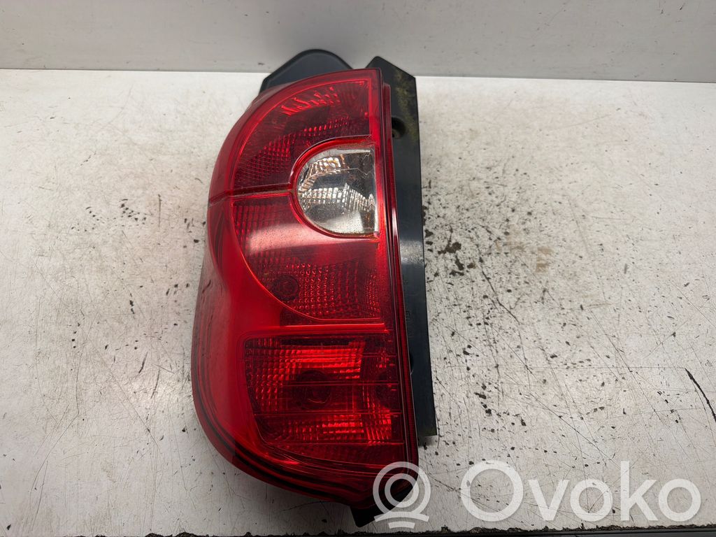 Mitsubishi Colt Lampa tylna 