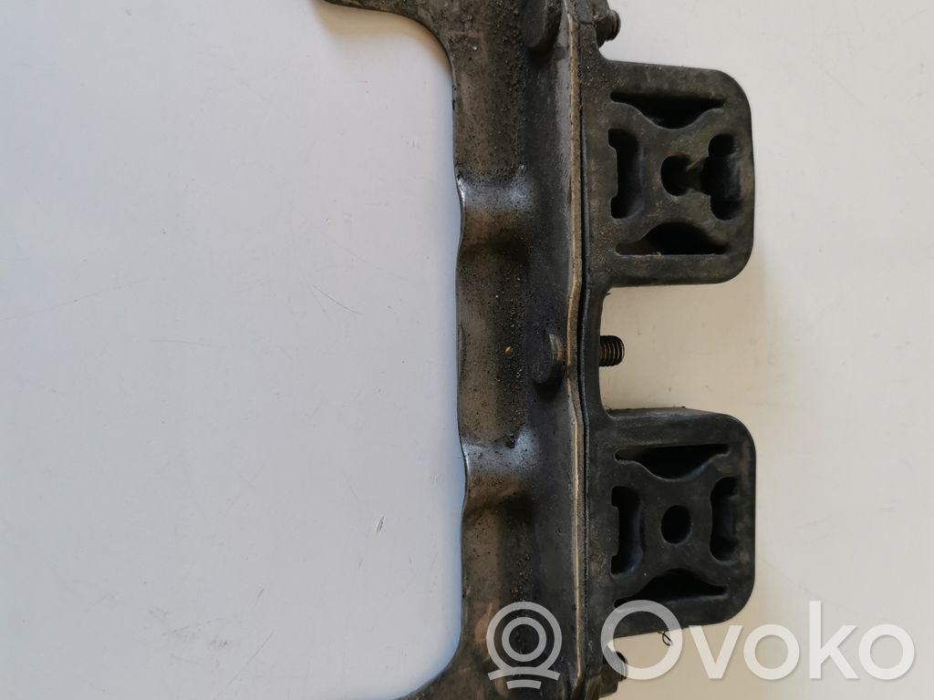 BMW 7 E65 E66 Muffler mount bracket/holder 