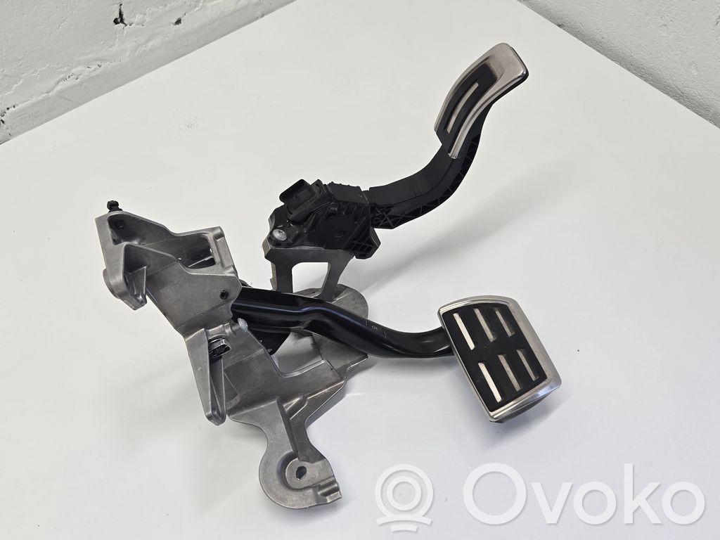 Conjunto de pedal   4M1723117F,8W1723523A,4M1723140