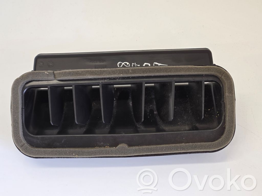 Audi Q8 Kanał powietrzny kabiny 