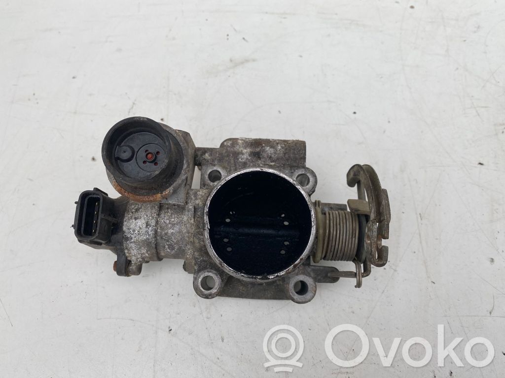 Toyota Corolla E110 Droseļvārsts 