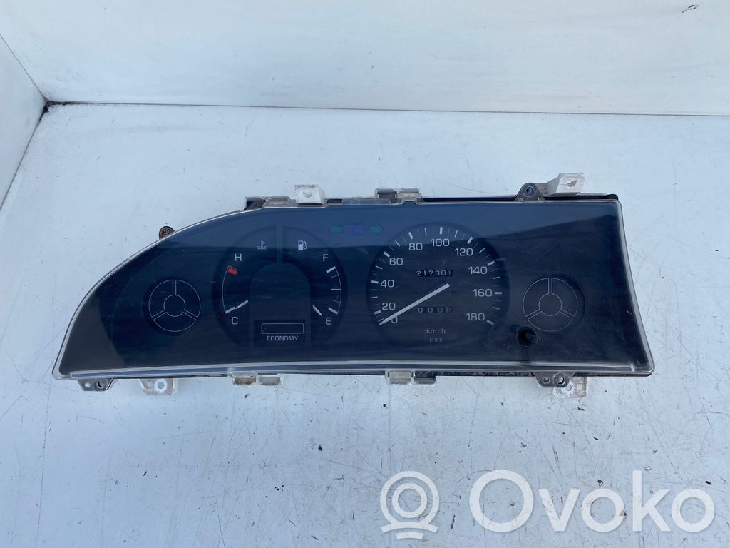 Toyota Corolla E90 Speedometer (instrument cluster) 
