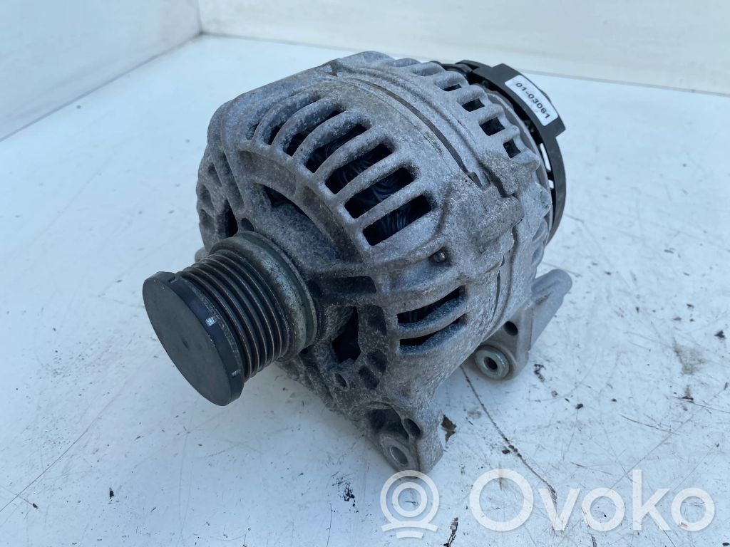 Volkswagen Golf VII Generator/alternator 