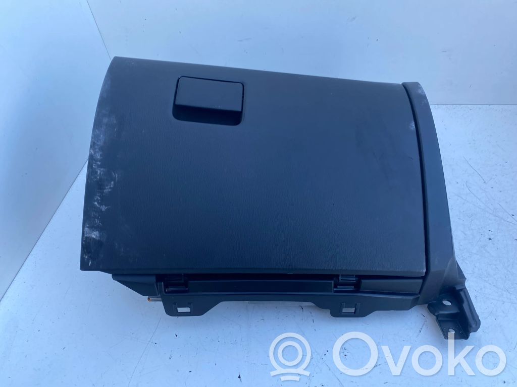 Mazda 3 II Juego guantera 