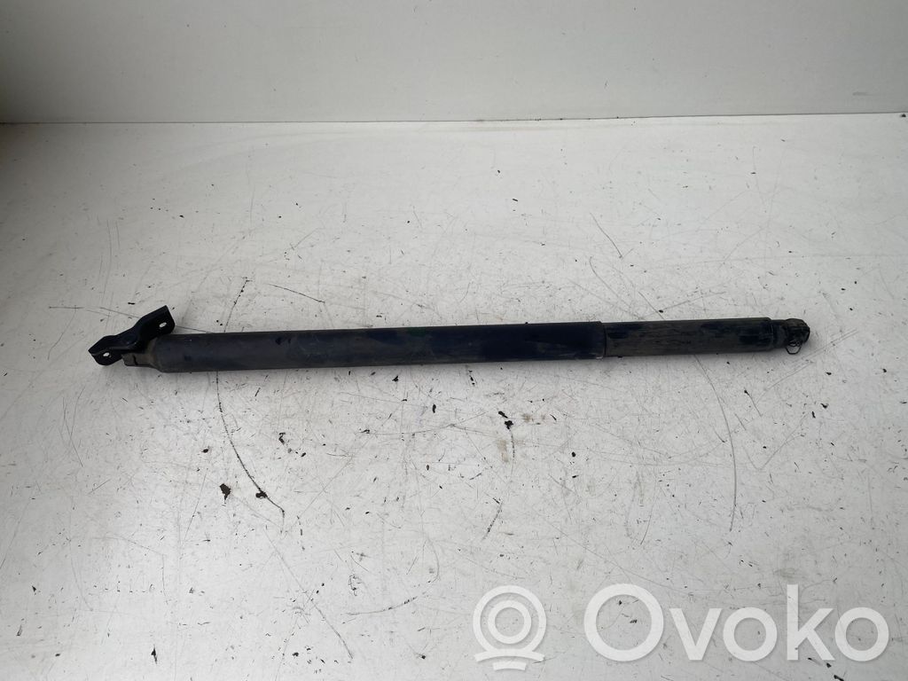 KIA Ceed Tailgate/trunk strut/damper 