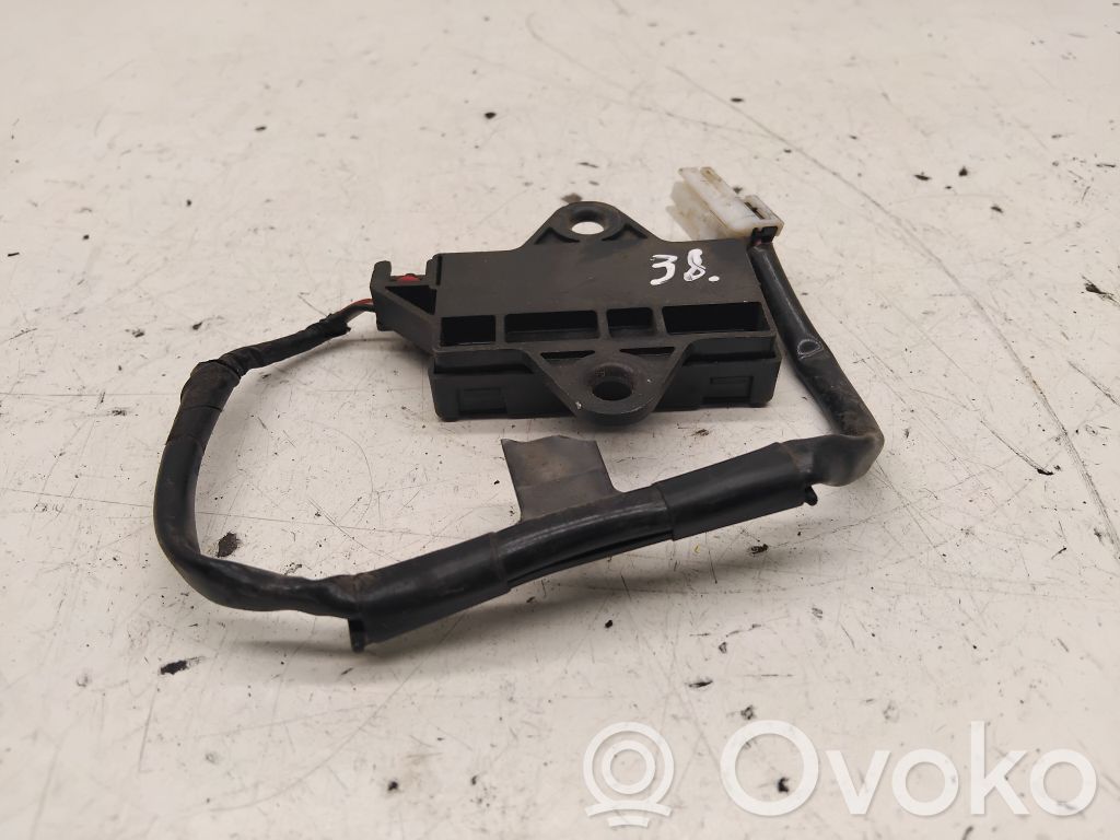 Mitsubishi Outlander Antenos stiprintuvas 