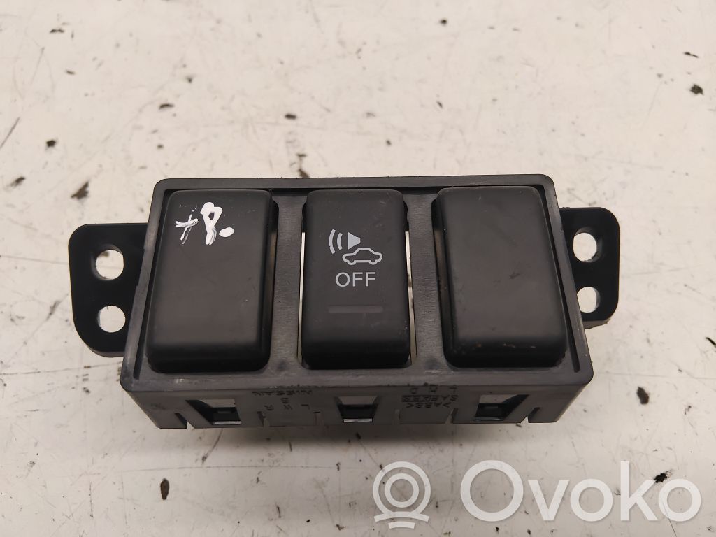 Nissan Leaf I (ZE0) Other switches/knobs/shifts 
