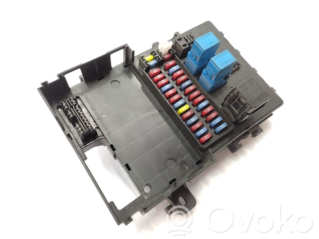 Nissan Terrano BSM vadības modulis 