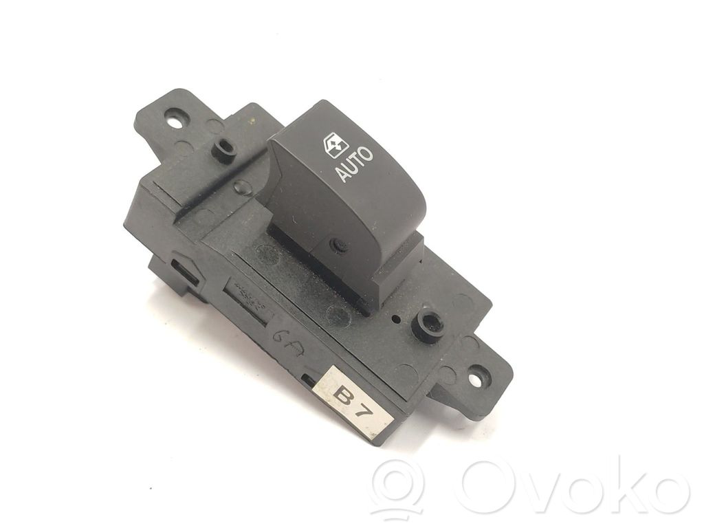 Opel Antara Electric window control switch 