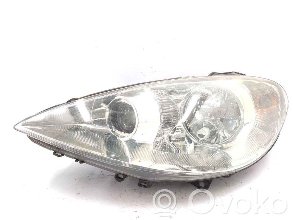Peugeot 807 Lampa przednia 