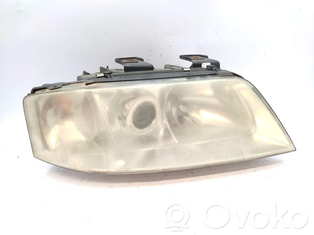 Audi A6 Allroad C5 Headlight/headlamp 