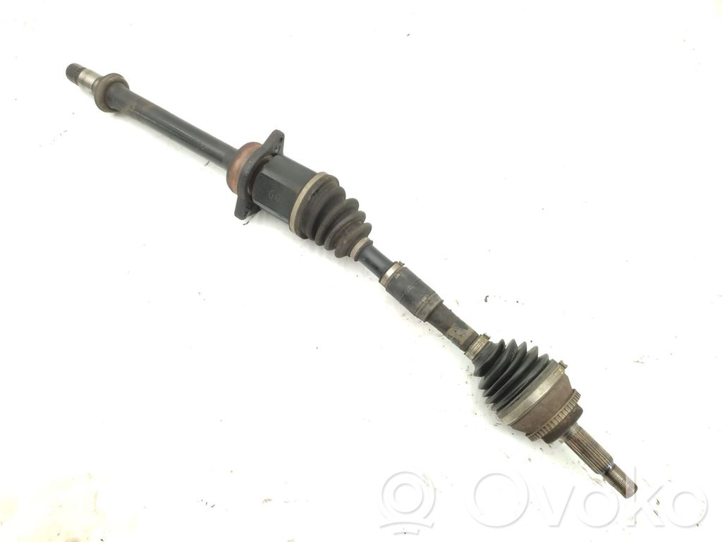 Toyota Corolla E120 E130 Priekšējā pusass 