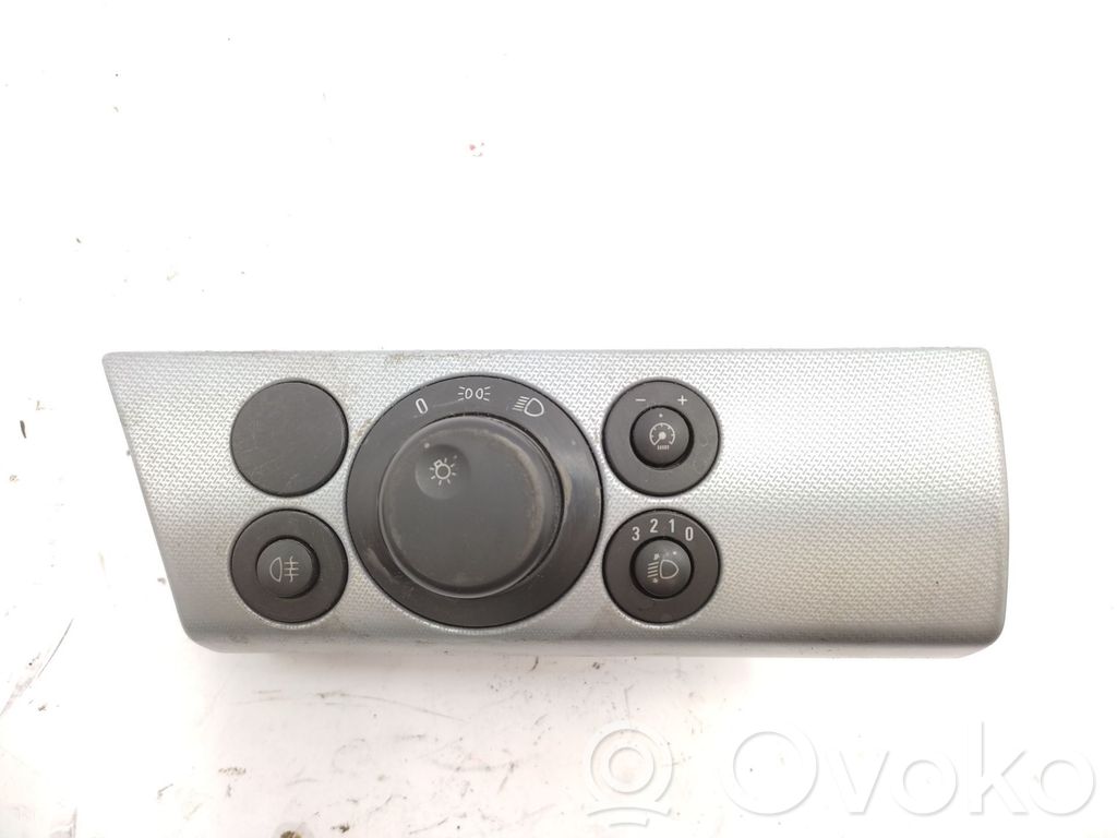 Panel lighting control switch   13100136,13129262