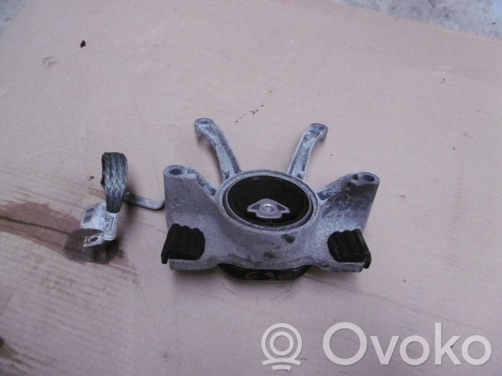 BMW 5 G30 G31 G38 Gearbox mount 