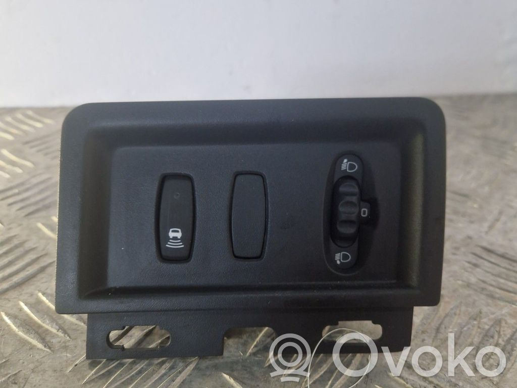 Headlight level height control switch   8200379685