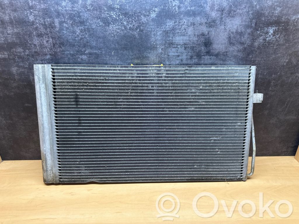 BMW 5 E60 E61 Radiatore di raffreddamento A/C (condensatore) 