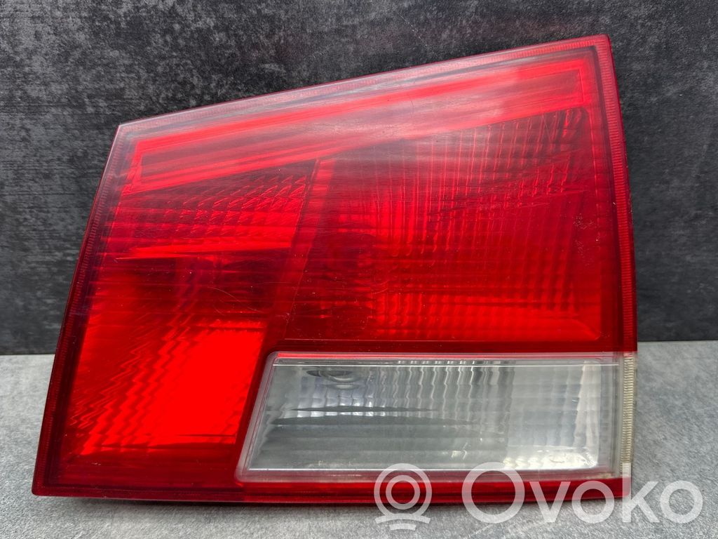 Opel Vectra C Lampy tylnej klapy bagażnika 