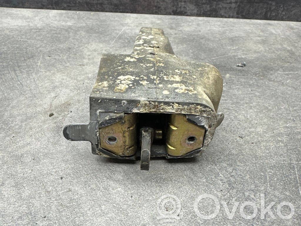 Takaoven pidätin   8163986