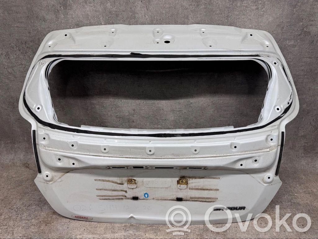 Toyota Yaris XP210 Galinis dangtis (bagažinės) 