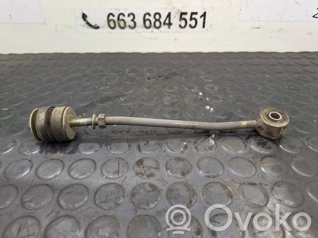 Mercedes-Benz E W212 Radiator mount bracket 