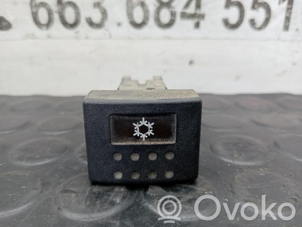 Nissan Atleon Otros interruptores/perillas/selectores 