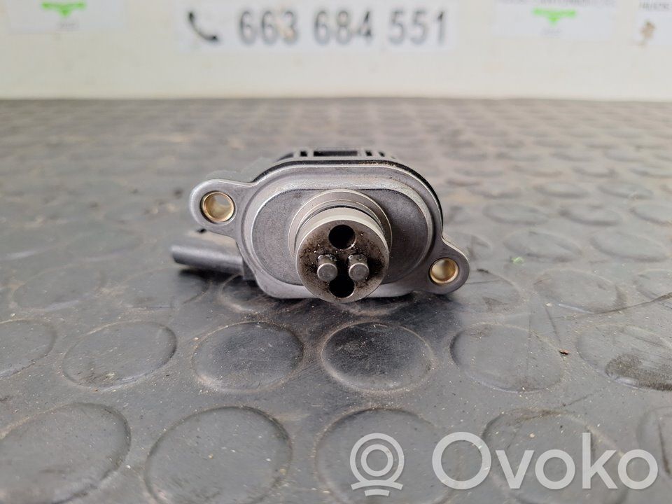 Electromagnetic valve   059906048E