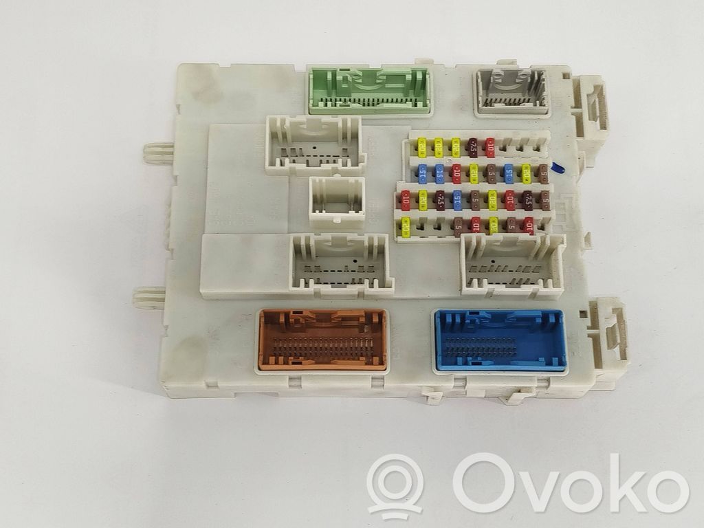 Ford Focus Fuse module 