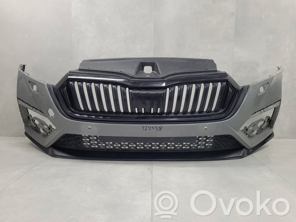 Skoda Octavia Mk4 Zderzak przedni 