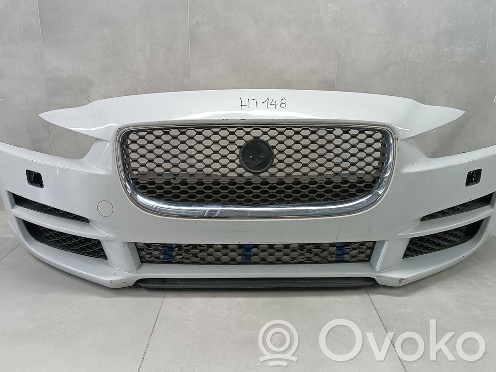 Jaguar XE Parachoques delantero 