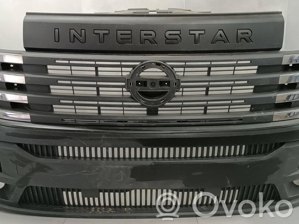 Nissan Interstar Priekšējais bamperis 
