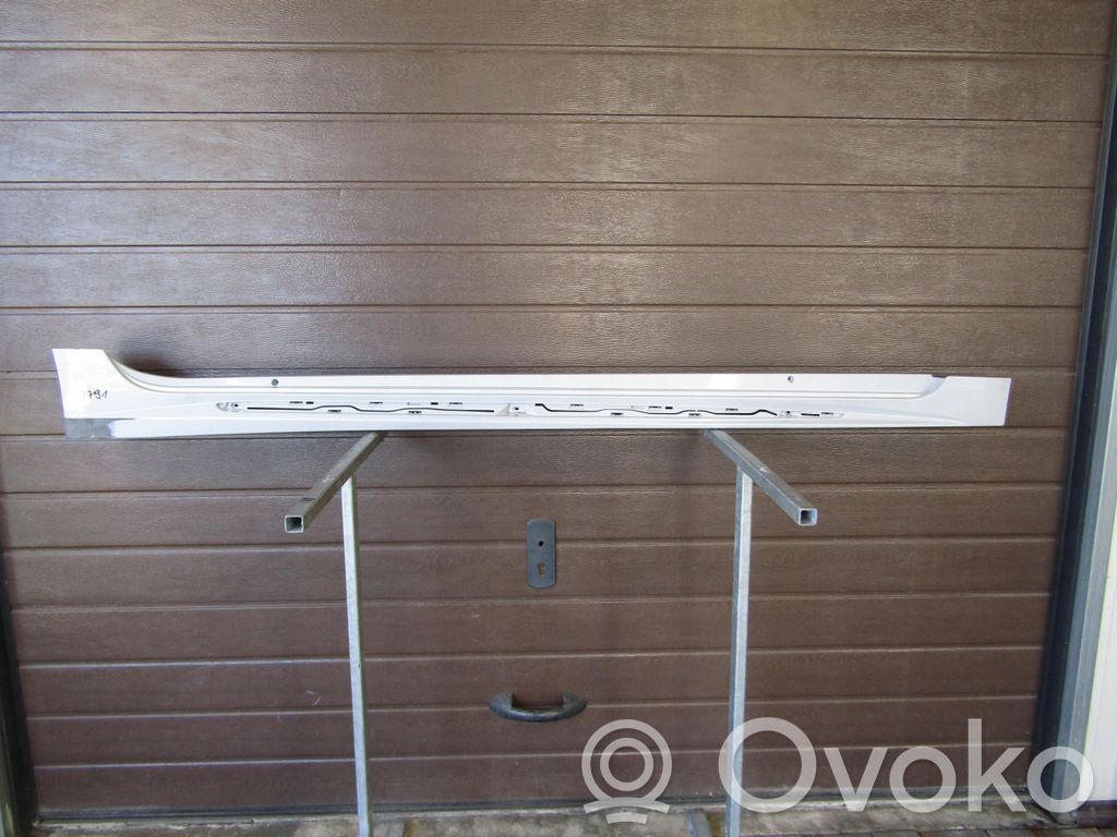 Toyota Corolla E210 E21 Front sill (body part) 