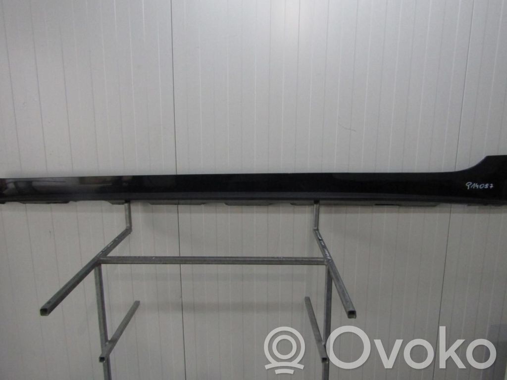 Audi A5 Front sill (body part) 