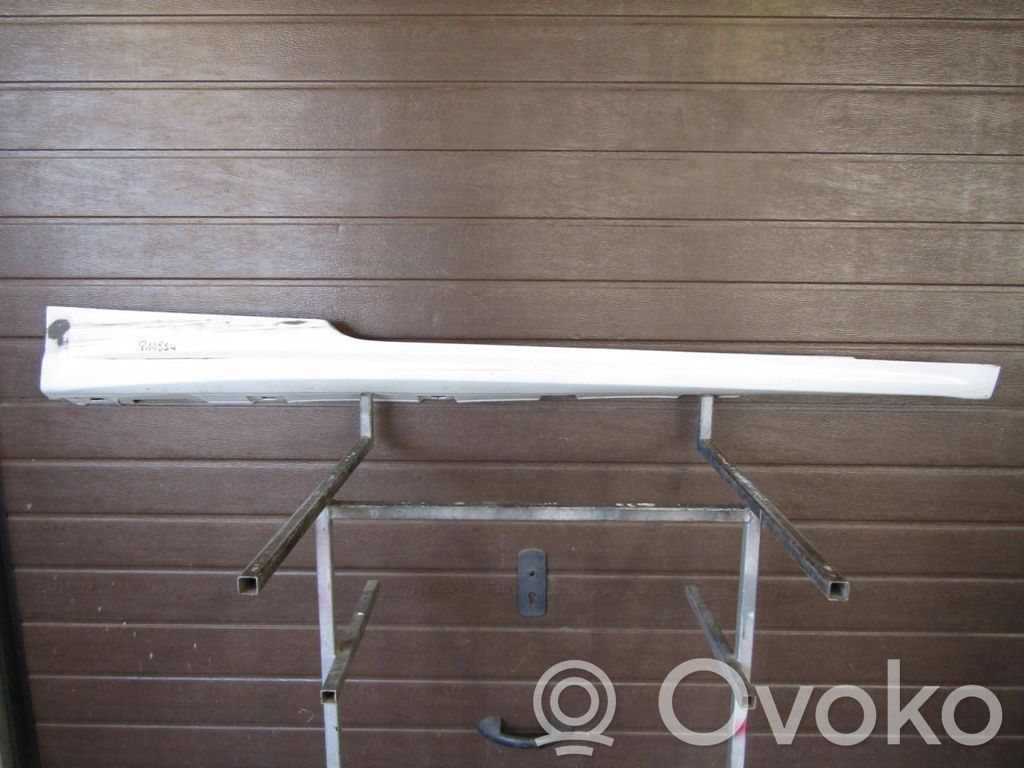 Audi A5 Front sill (body part) 