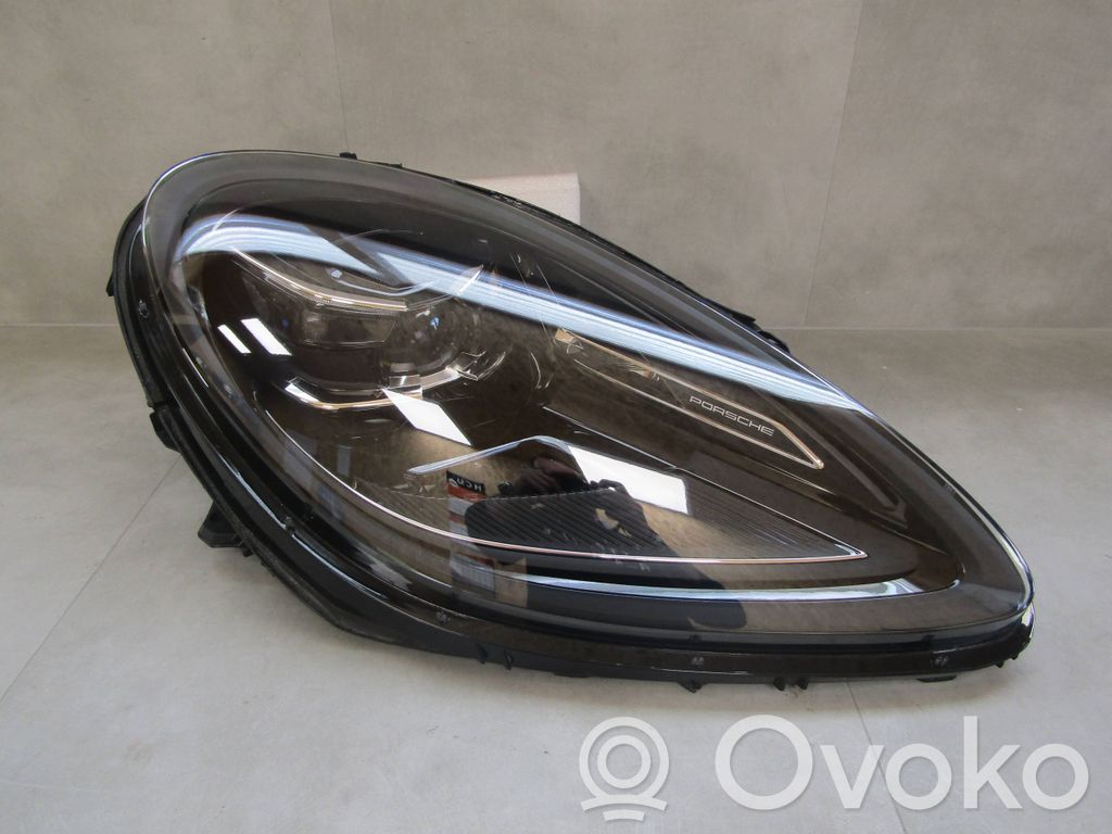 Porsche Macan (95B) Headlight/headlamp 