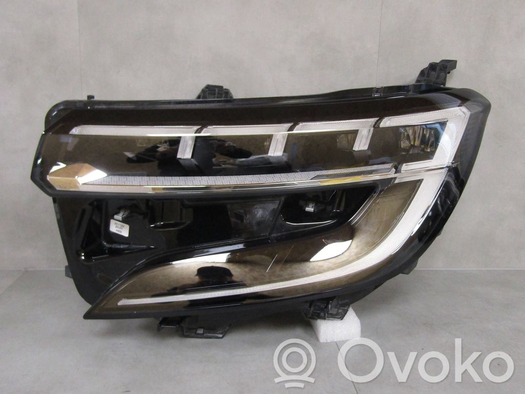 Renault Austral Headlight/headlamp 