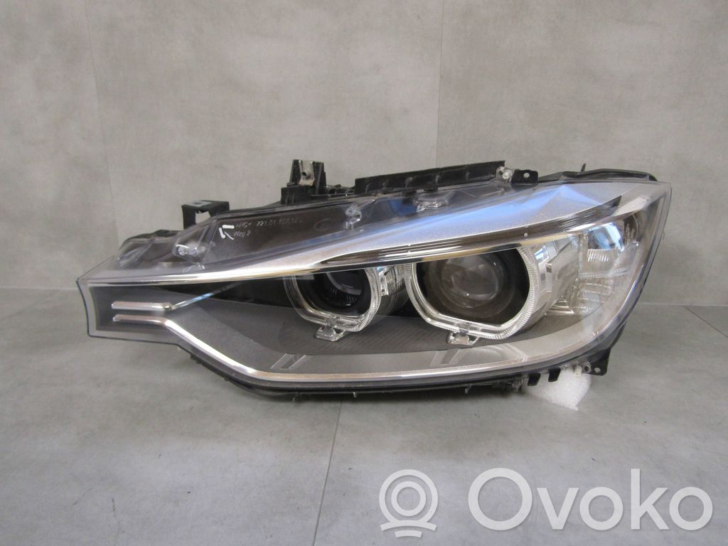BMW 3 F30 F35 F31 Priekšējais lukturis 