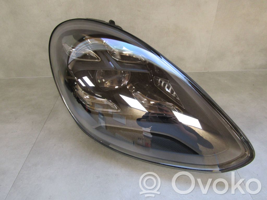 Porsche Panamera (971) Lampa przednia 