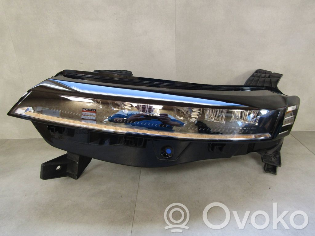 Renault Megane E-Tech Headlight/headlamp 