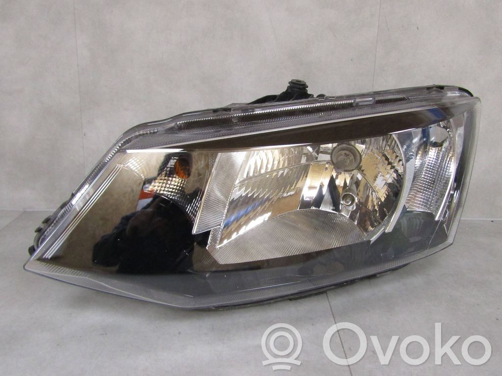 Skoda Fabia Mk3 (NJ) Headlight/headlamp 