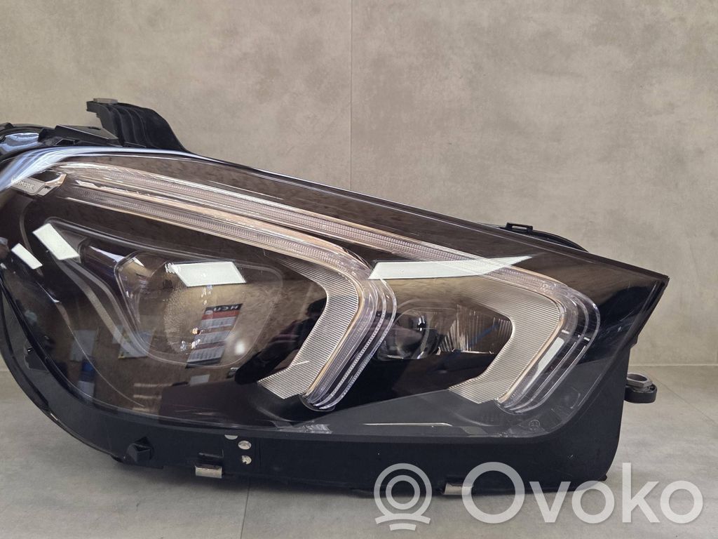 Mercedes-Benz GLE W167 Lampa przednia 