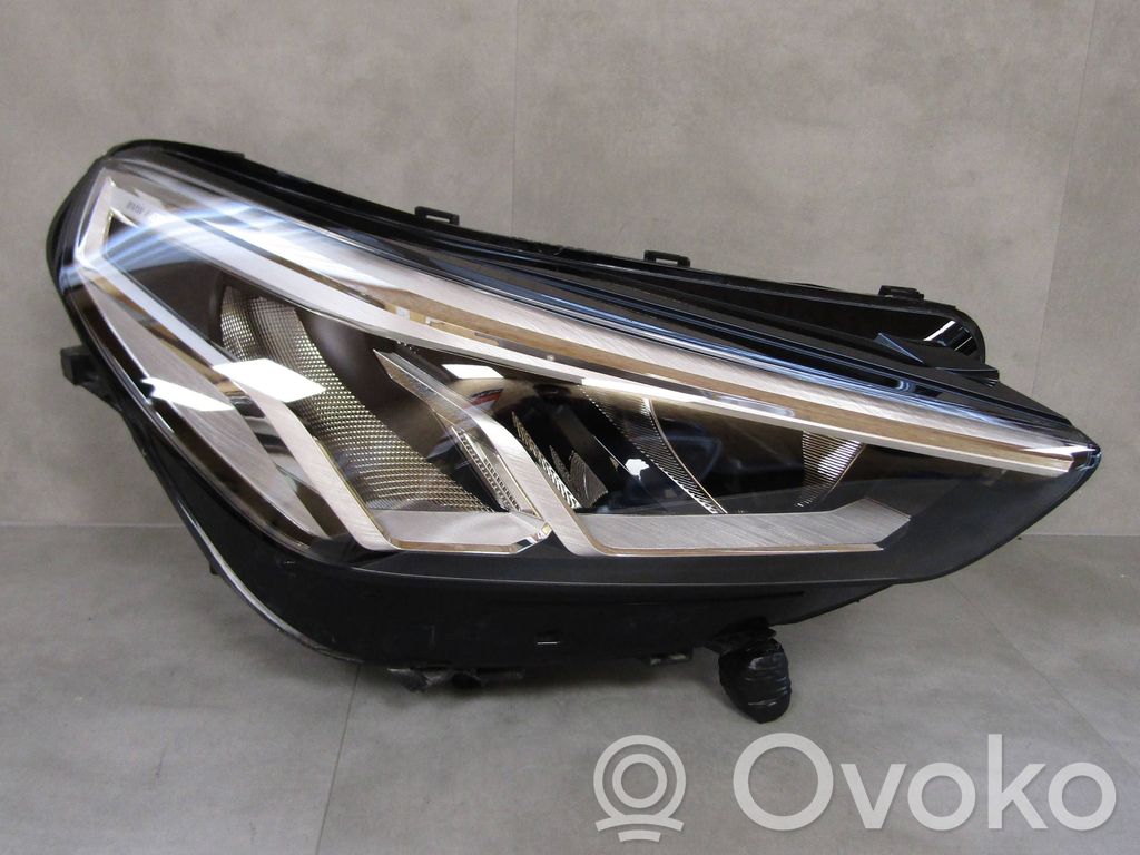 BMW X1 U11 Phare frontale 