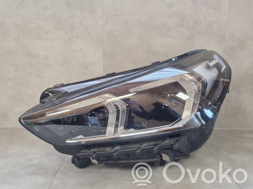 BMW X1 U11 Scheinwerfer 