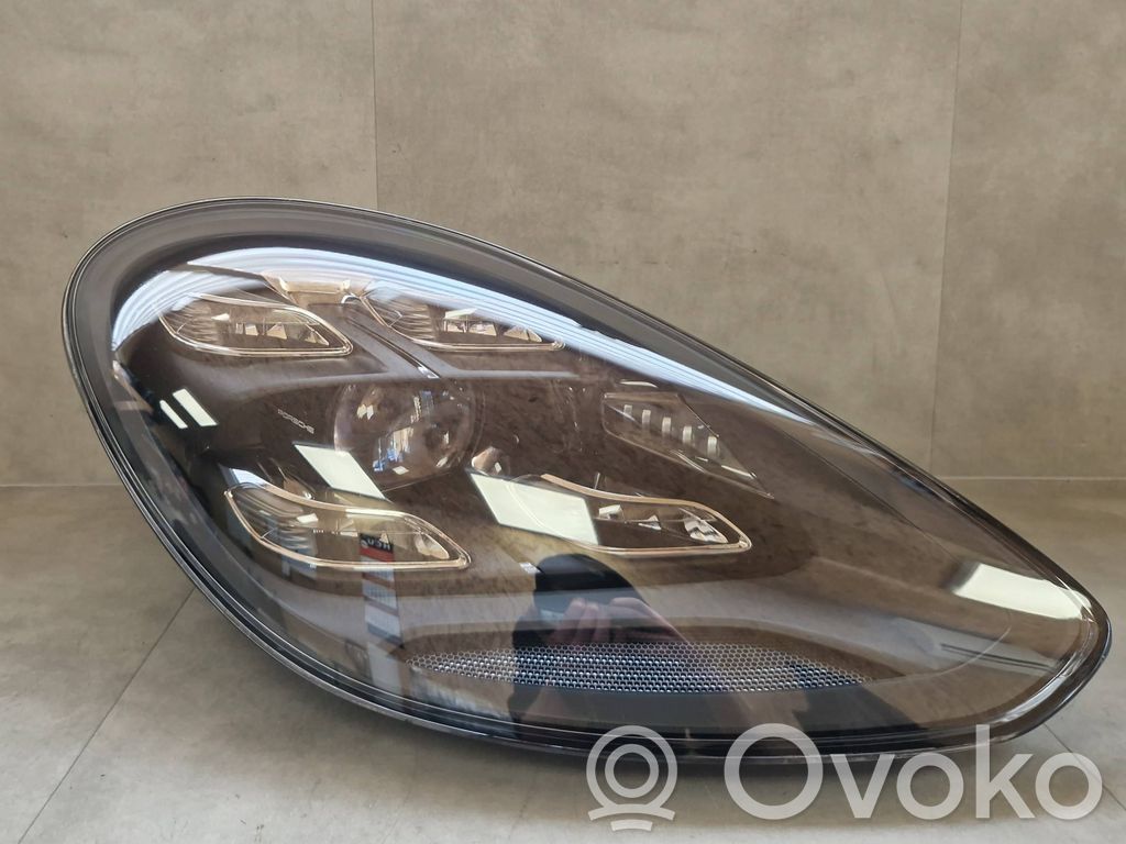 Porsche Panamera (971) Lampa przednia 