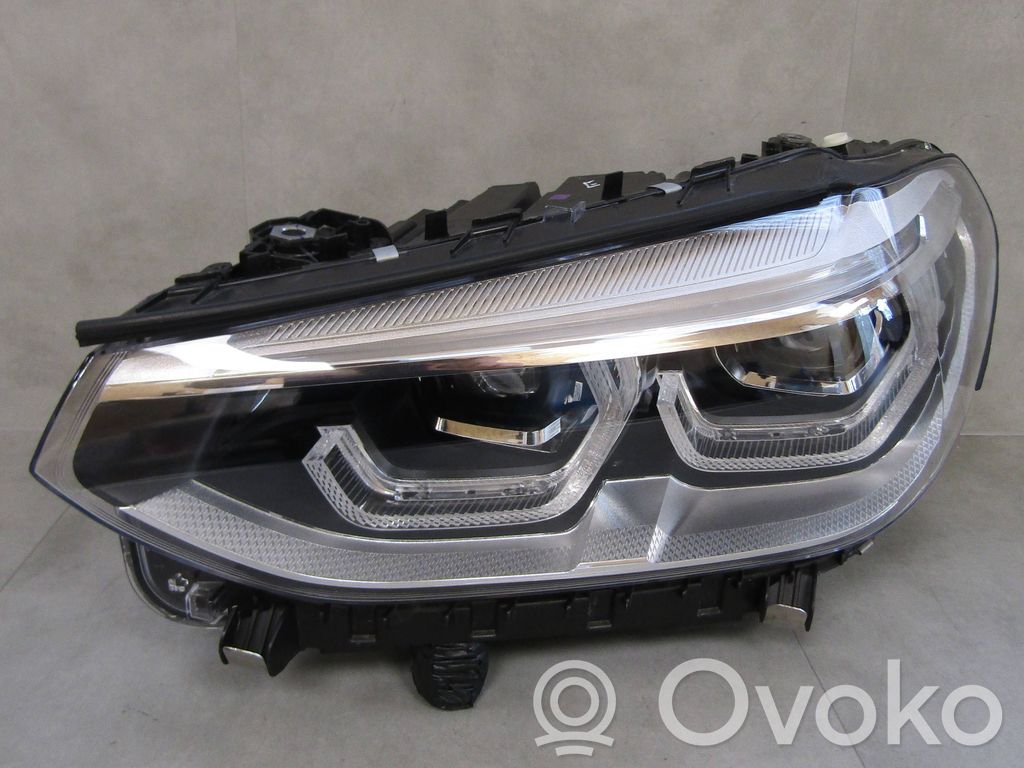 BMW X3 G01 Lampa przednia 
