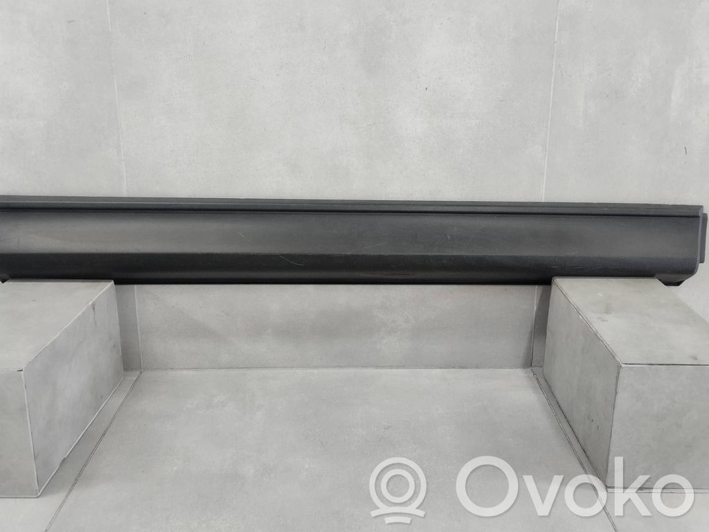 Listwa drzwi przednich   KB7W51RA1,K2443KB7W