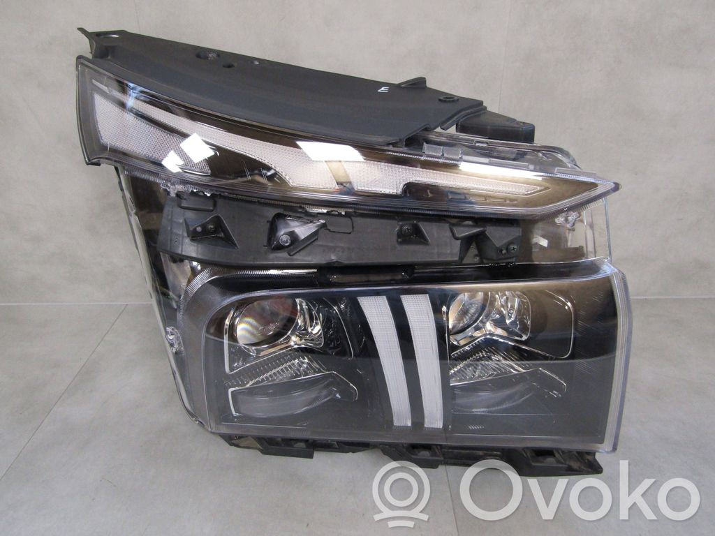 Hyundai Santa Fe Lampa przednia 