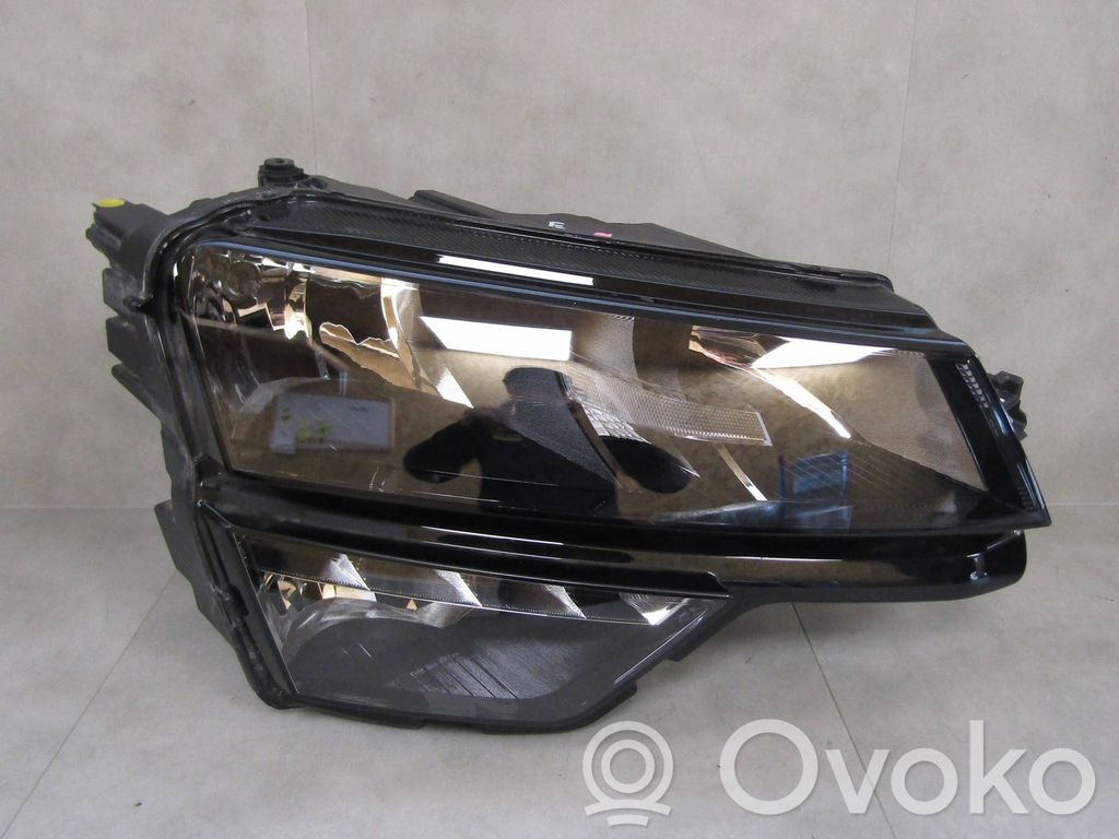 Skoda Karoq Faro/fanale 
