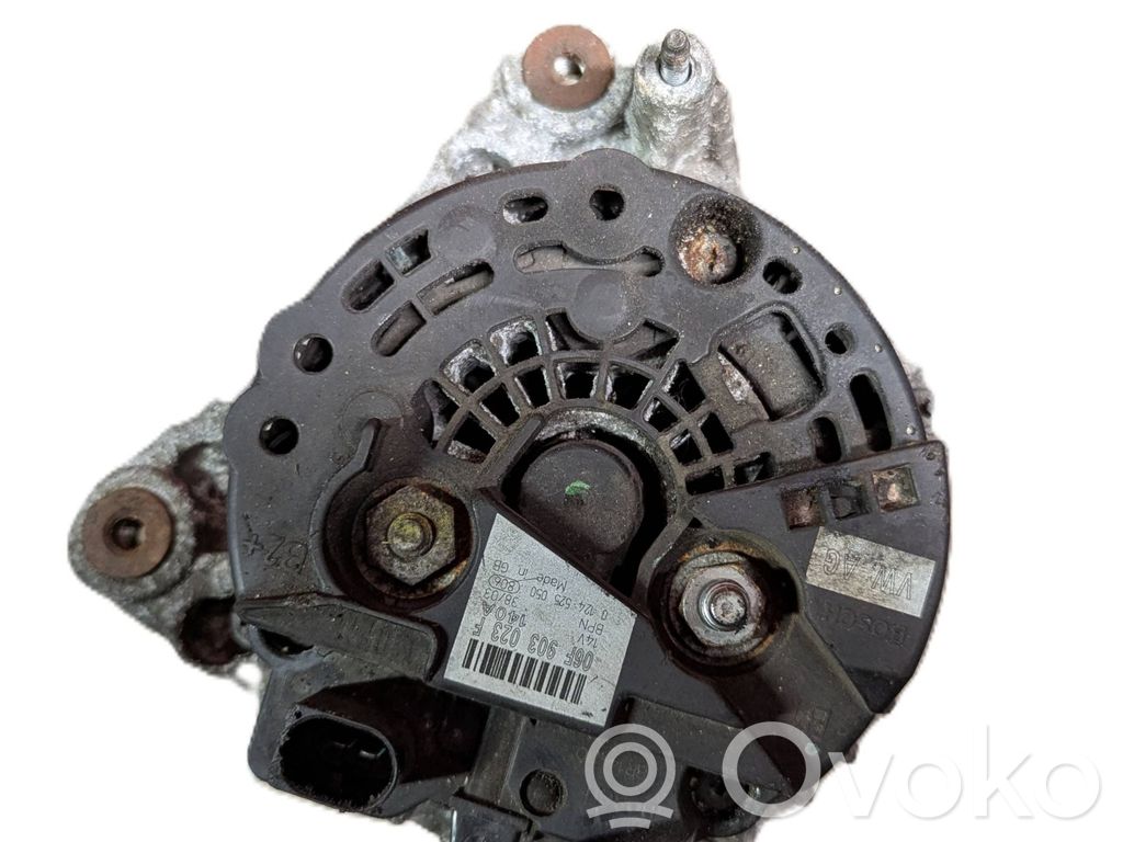 Audi A5 8T 8F Alternador 