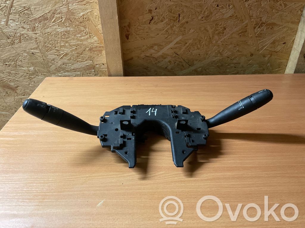 Citroen C5 Interruptor/palanca de limpiador de luz de giro 