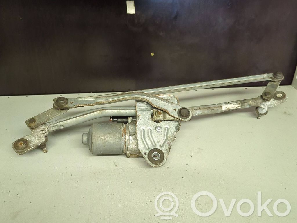 Audi A6 S6 C6 4F Mechanizm i silniczek wycieraczek szyby przedniej / czołowej 